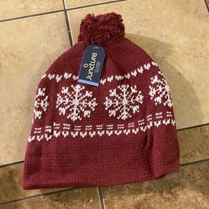 Juncture fleece lined snow hat maroon